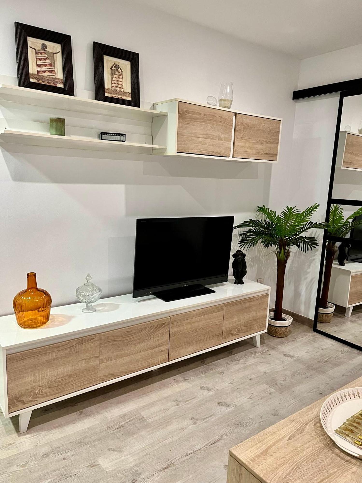 Apartament Azonaicas *